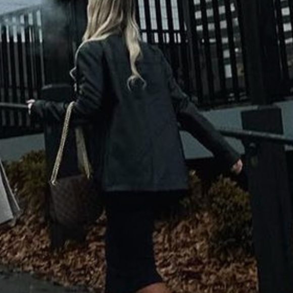 Louis Vuitton purse - Picture 7 of 7